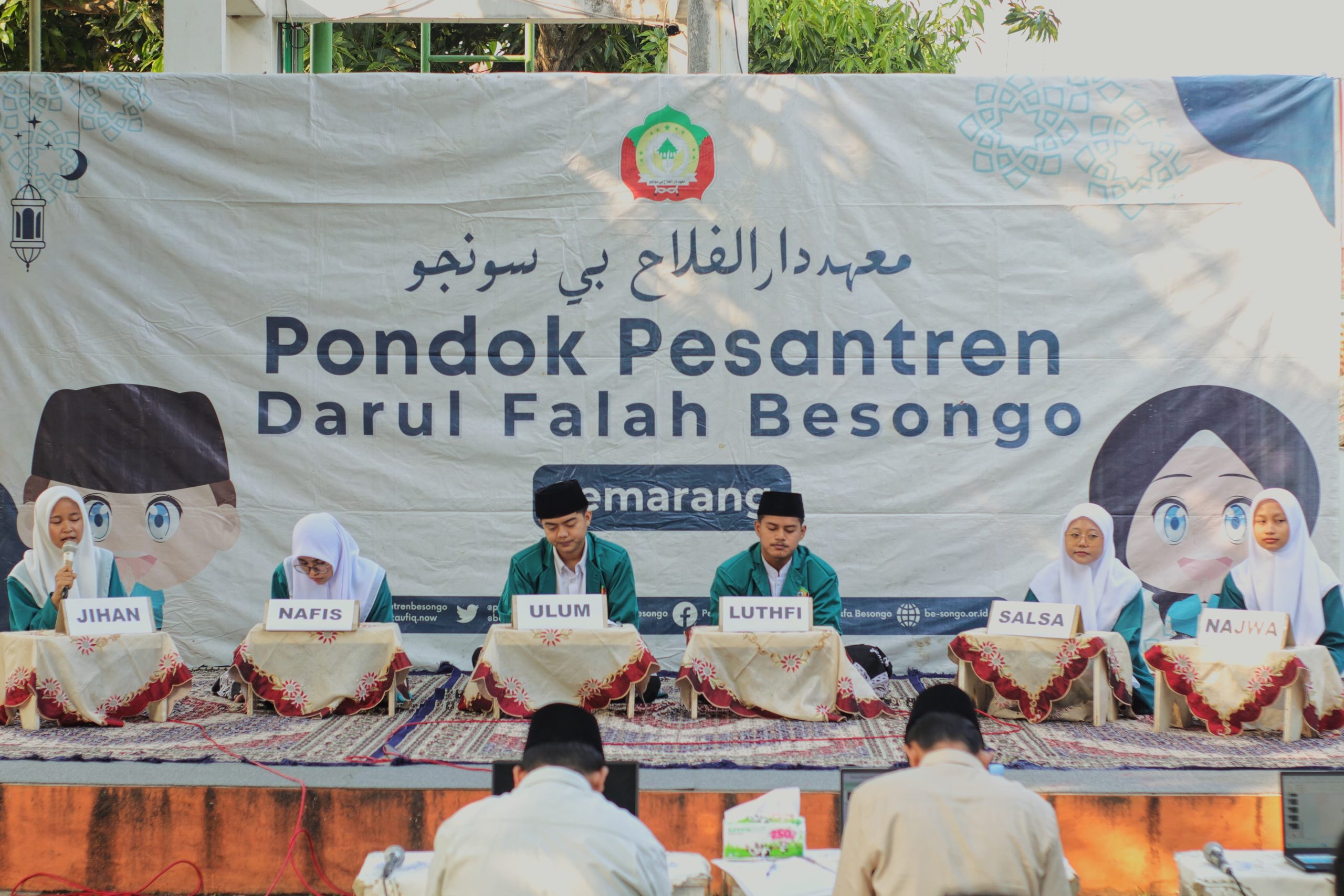 Belajar demokrasi